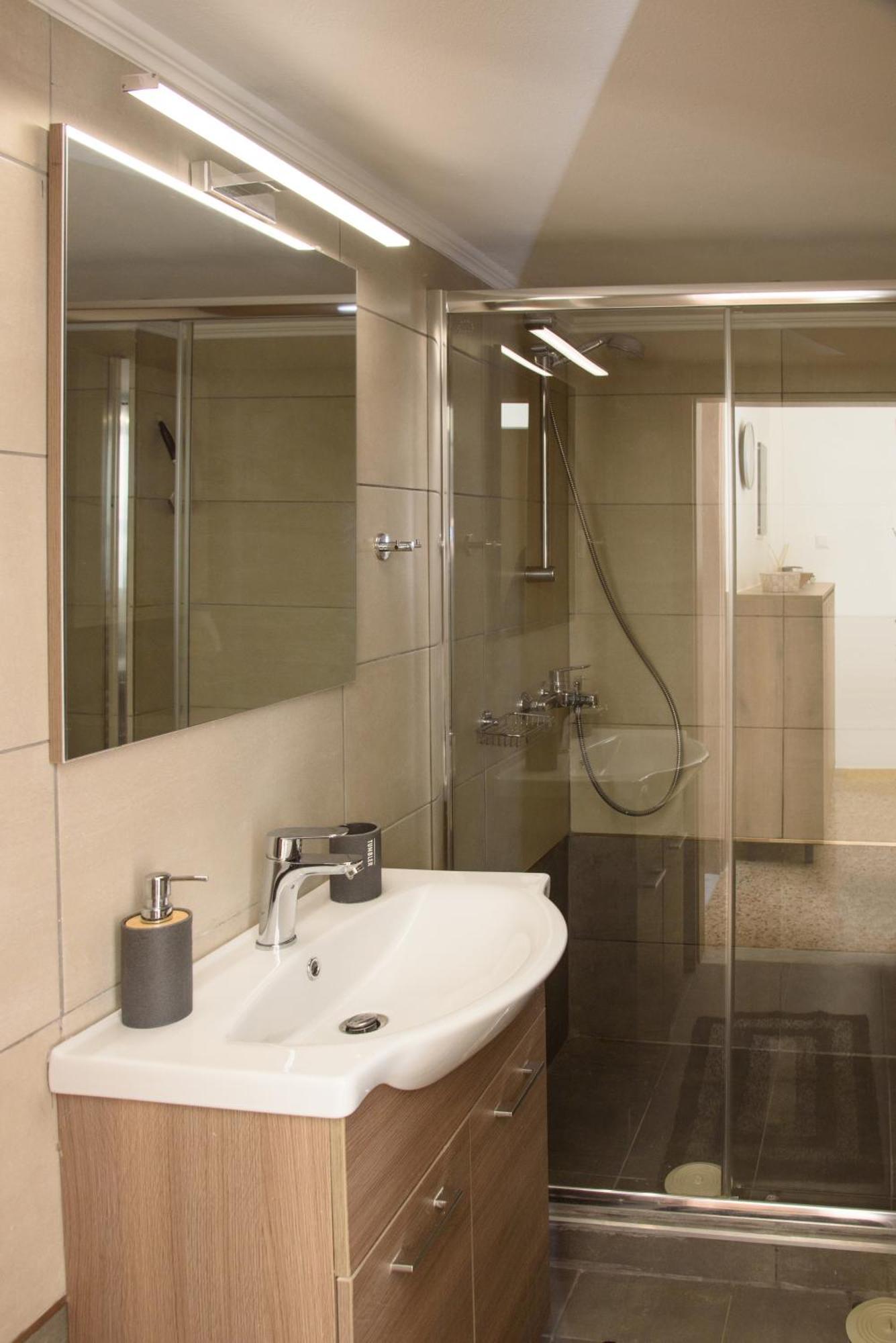 Annag Apart And Zitahouse Atenas Exterior foto